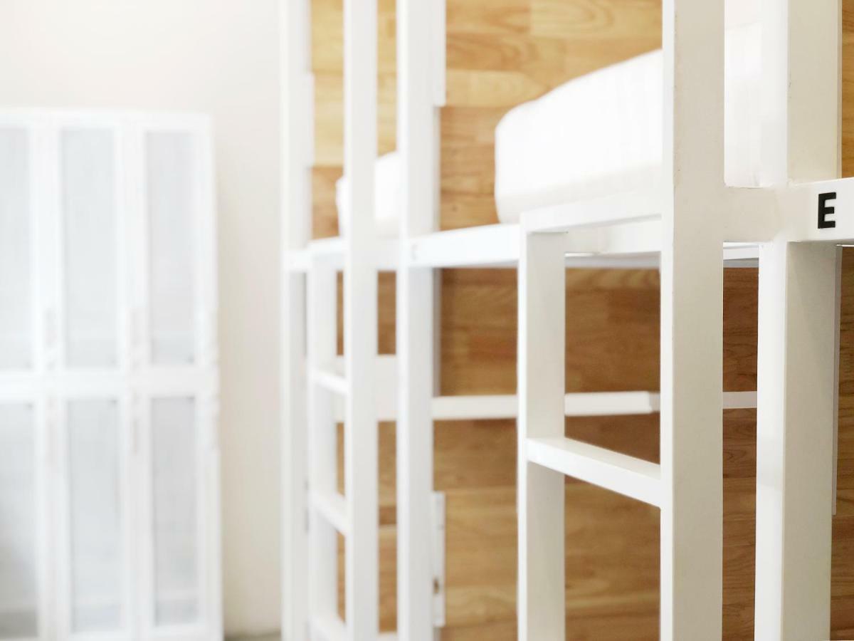 Hood Hostel Γιανγκόν Εξωτερικό φωτογραφία